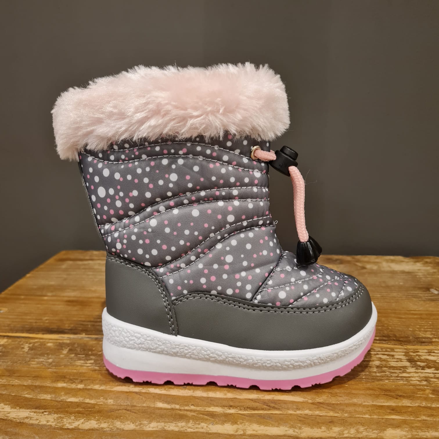 Kenmerkend verfrommeld Respectievelijk Snowboots | Go Go Shoes